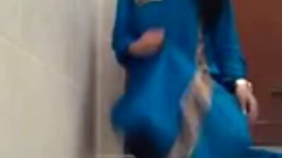 Тачаангуй сургууль бидэнд дүрэмт хувцасны доор юу байгааг харуулж байна